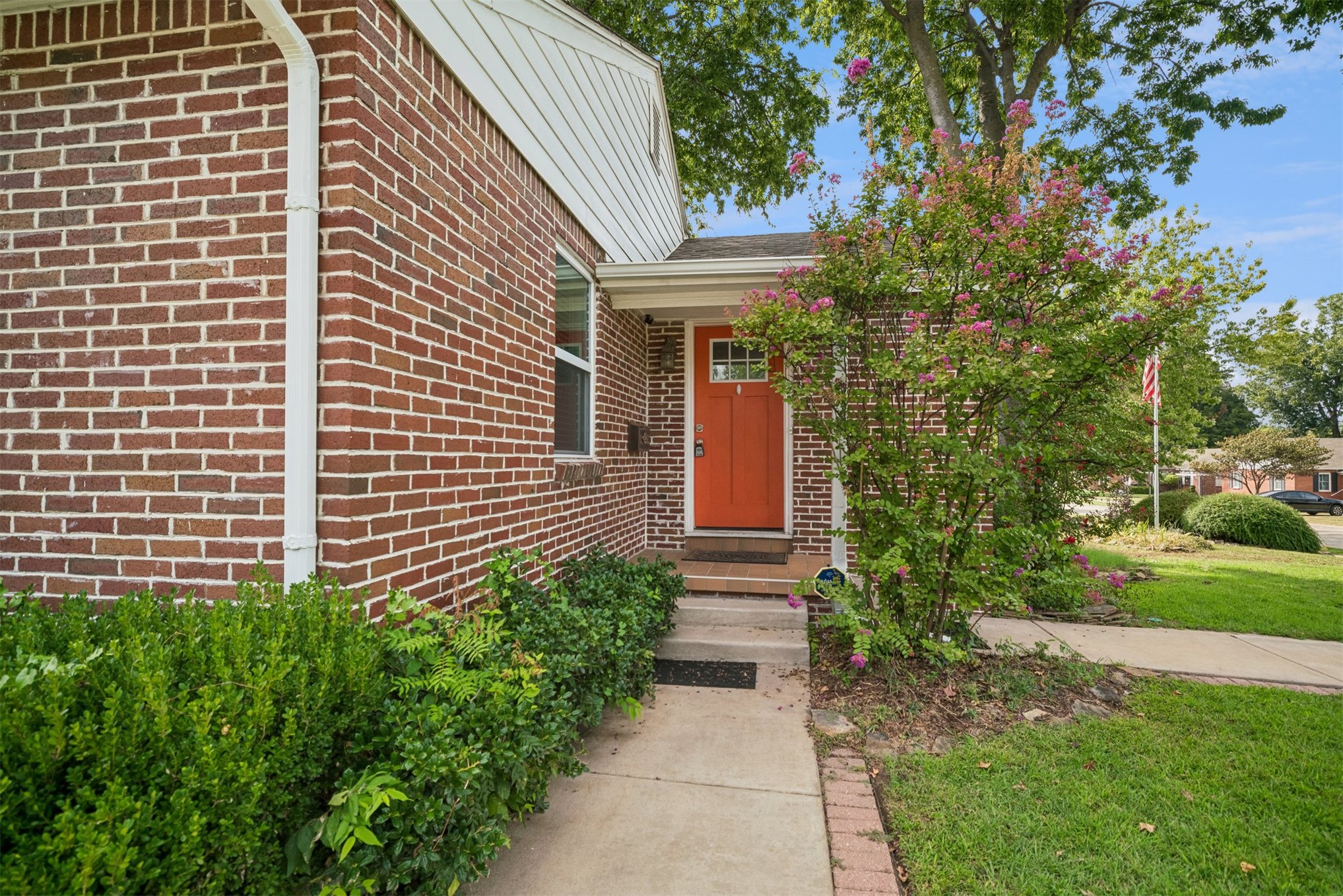 2748 E 4th Street, Tulsa, OK 74104 — photo 2