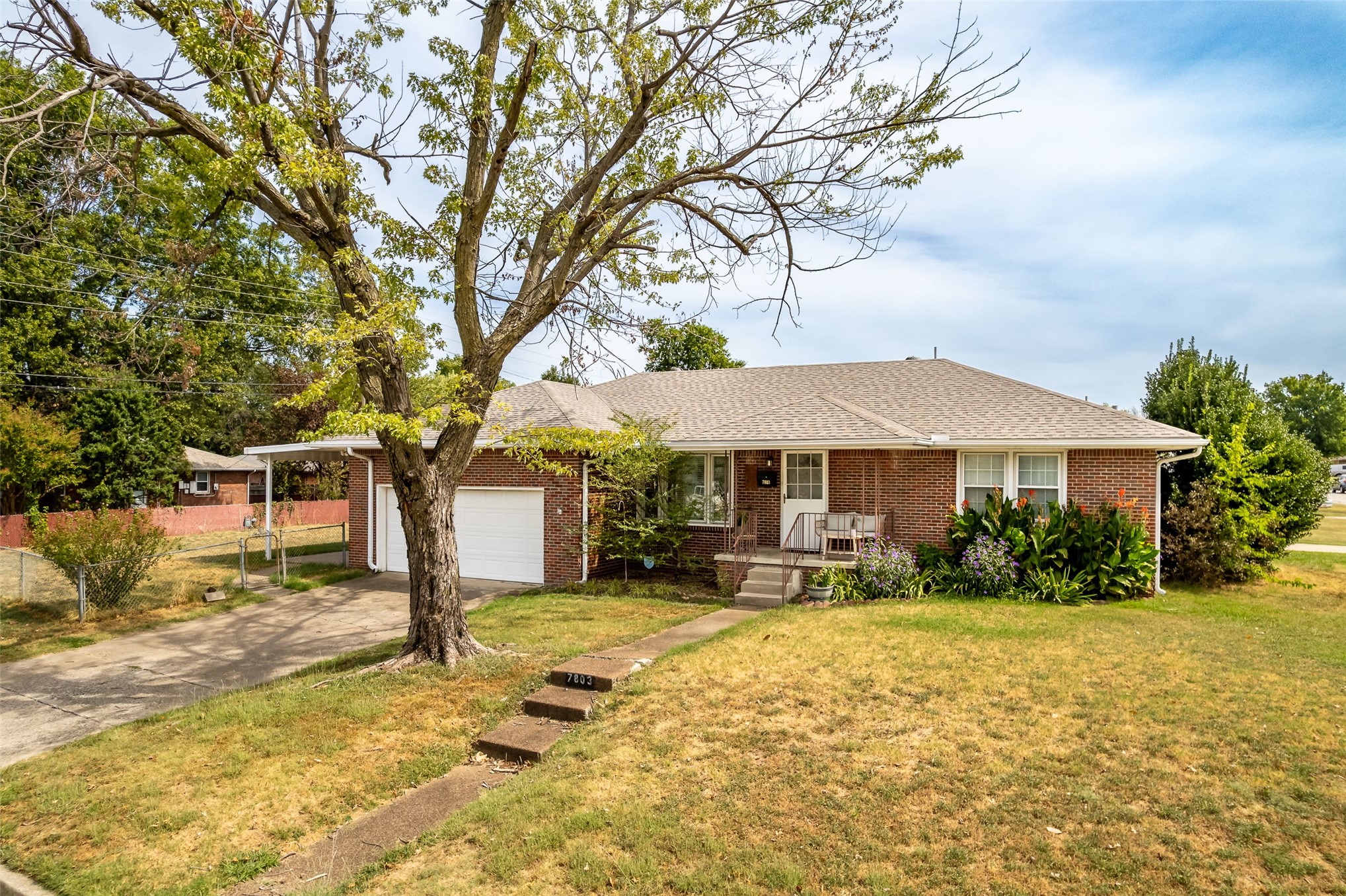 7803 E 4th Street, Tulsa, OK 74112 — photo 2