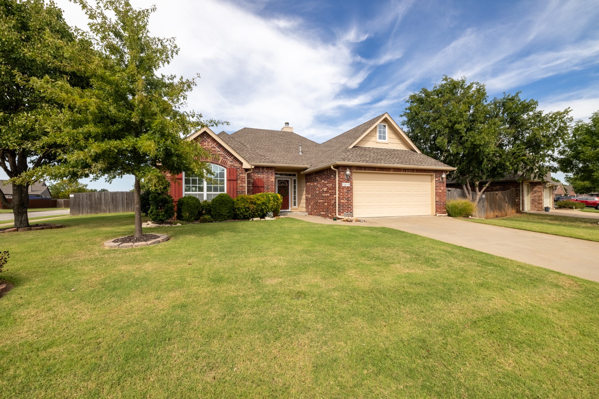 1614 W Austin Place — photo