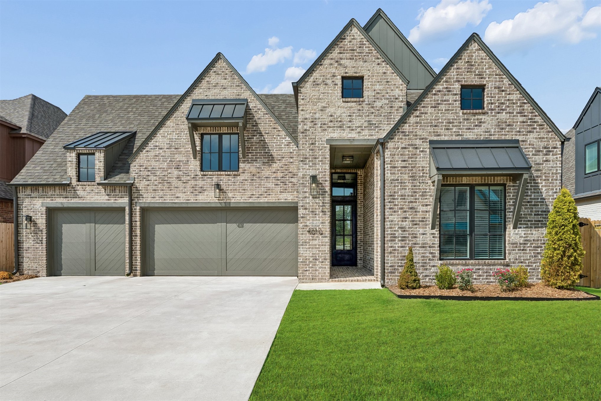4010 S Dogwood Place — photo