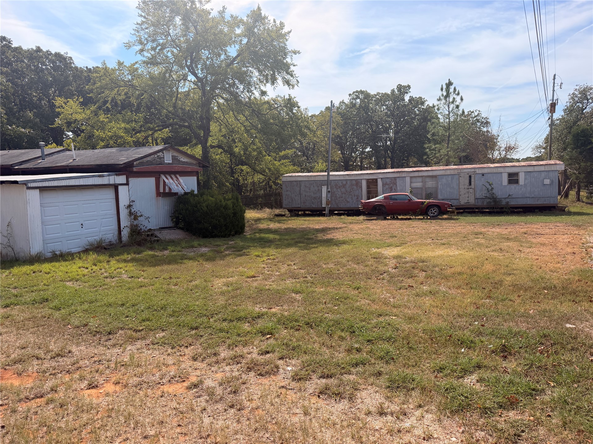 2411 Arapaho Road — photo