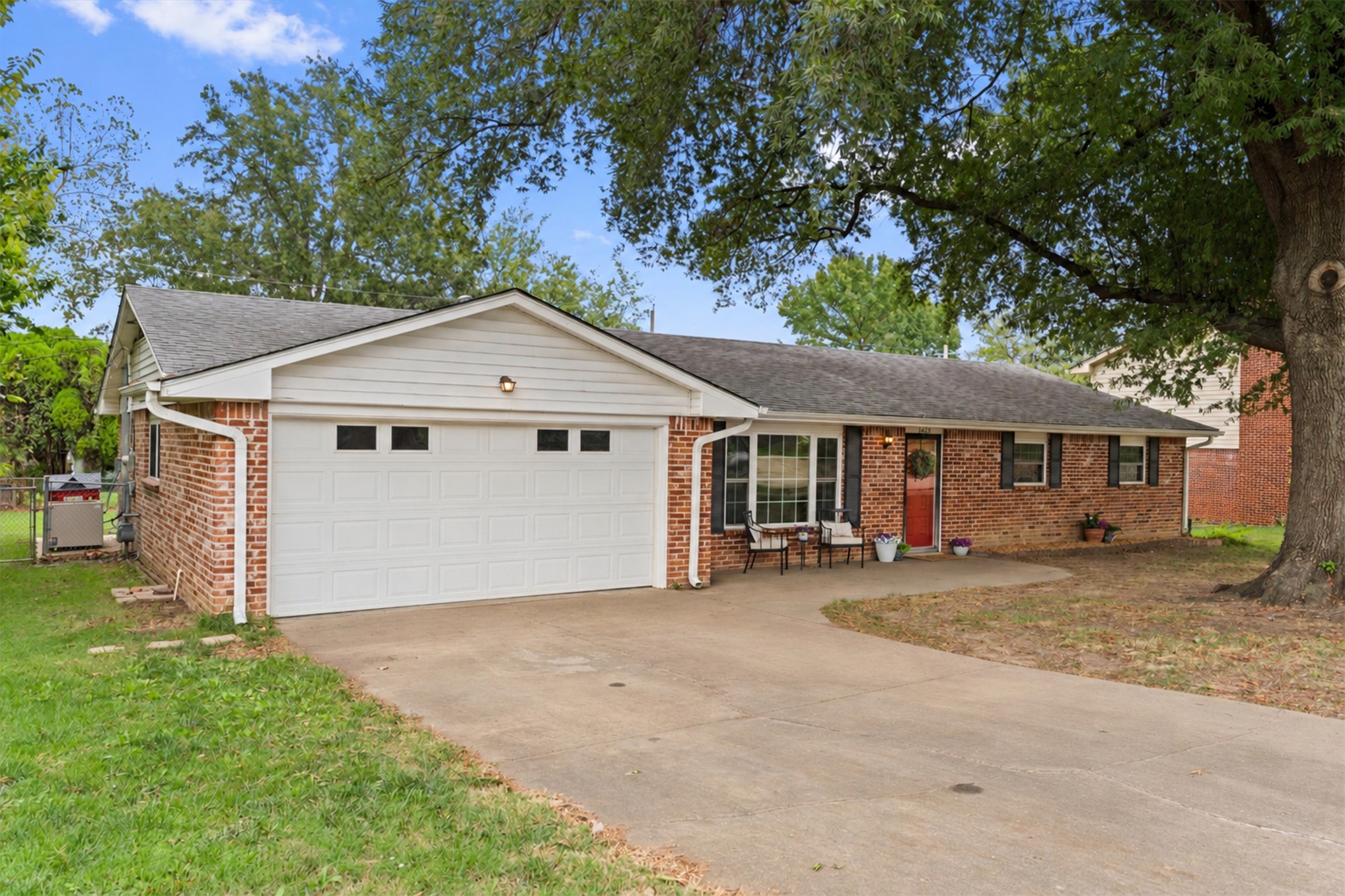 1250 Macklyn Lane — photo