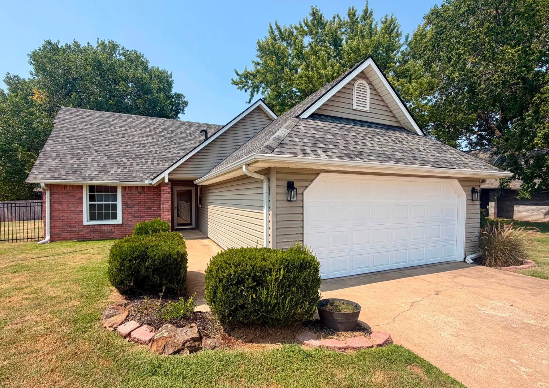 1527 E 76th Street, Tulsa, OK 74136 — photo 2