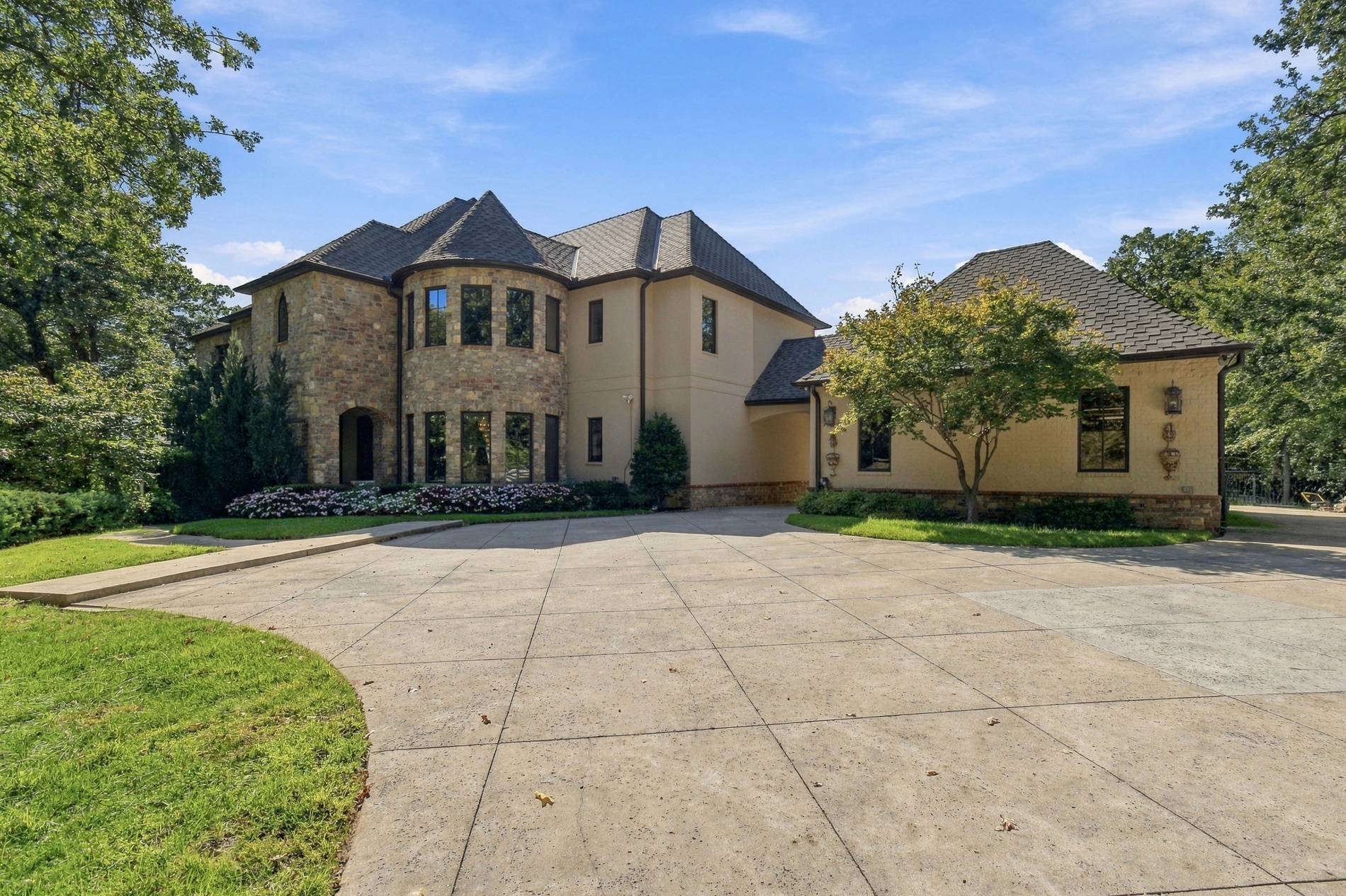 11416 S Louisville Place — photo