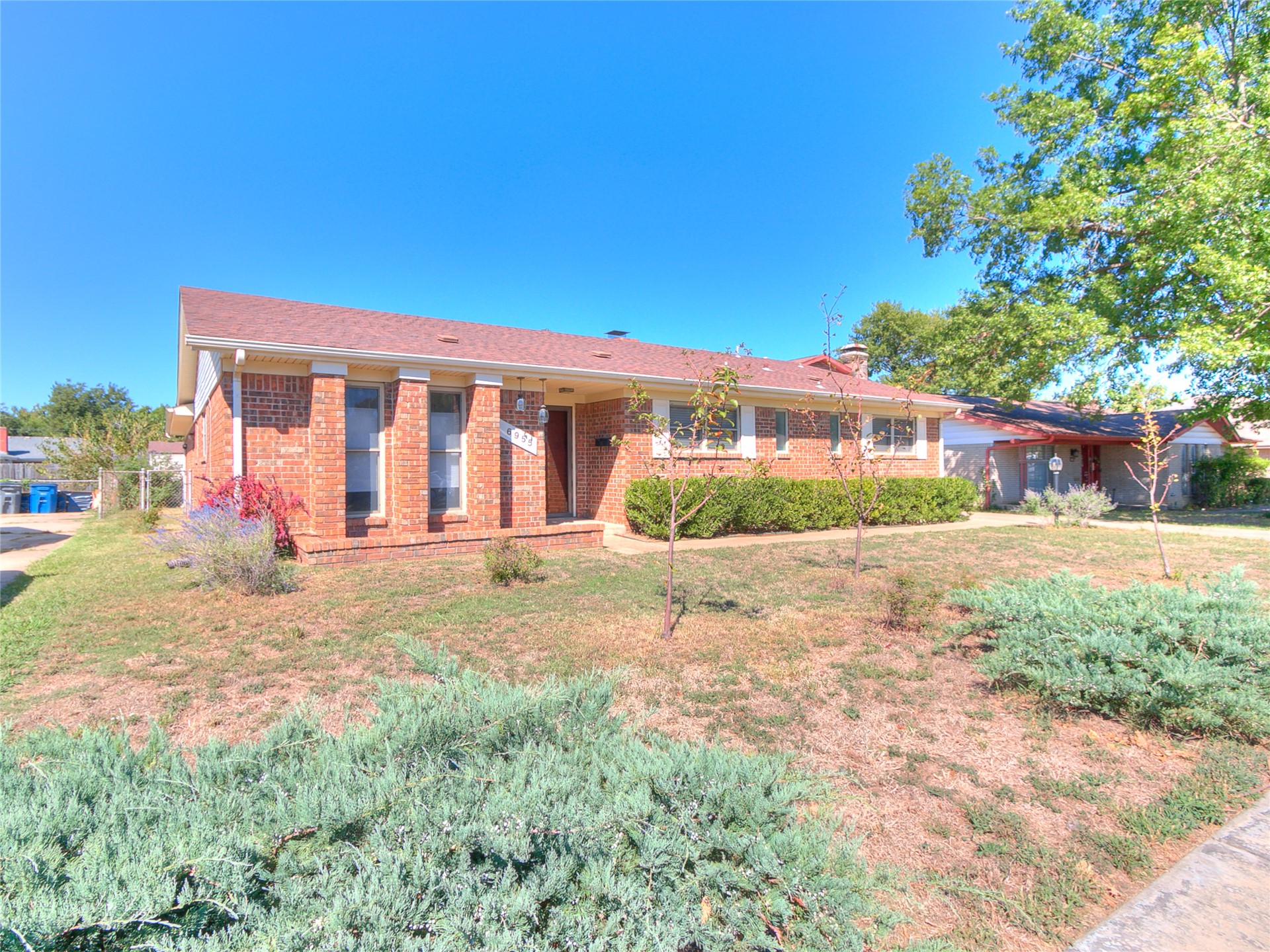 6955 E 18th Street, Tulsa, OK 74112 — photo 2