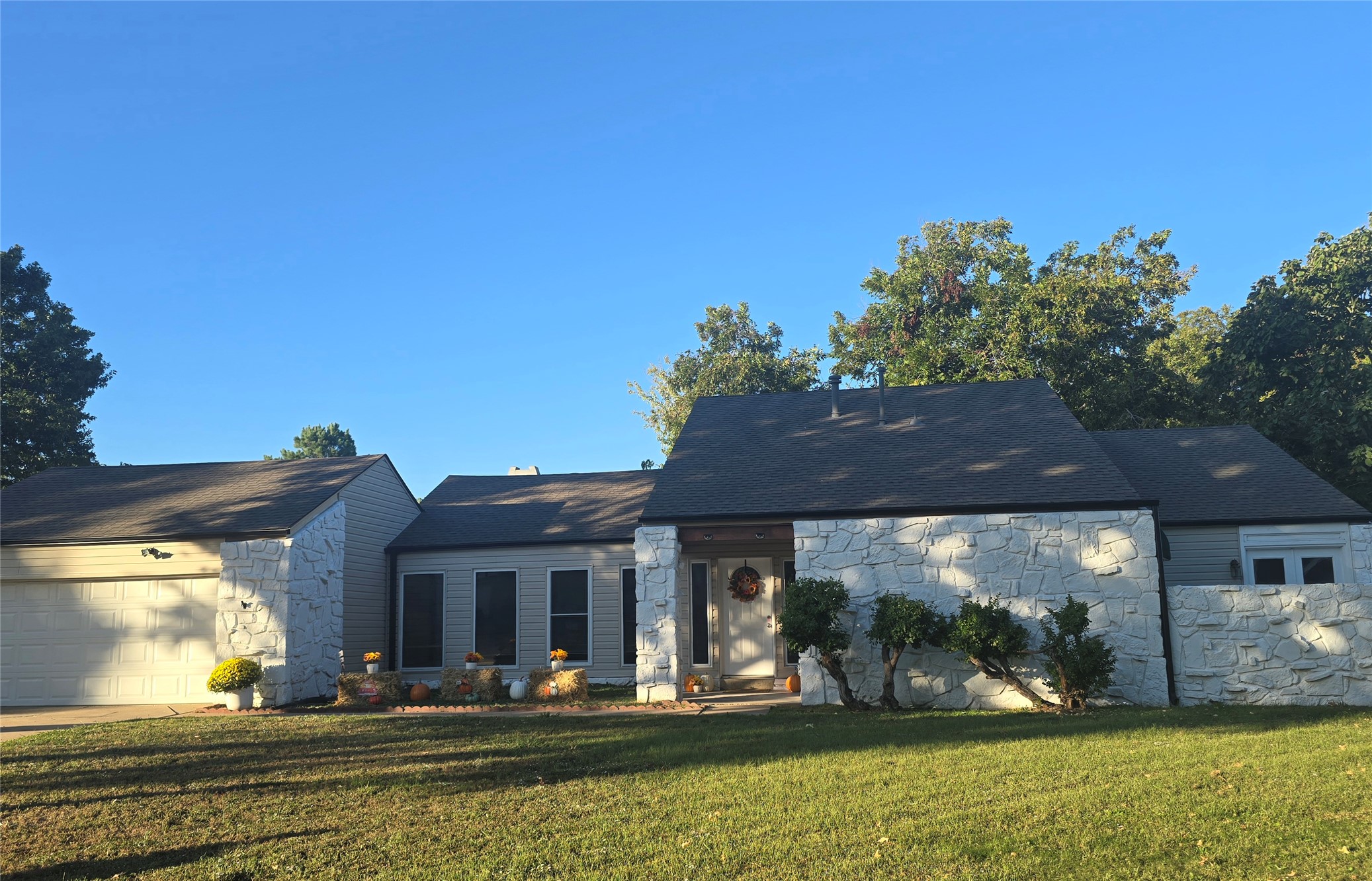 10019 E 39th Place — photo