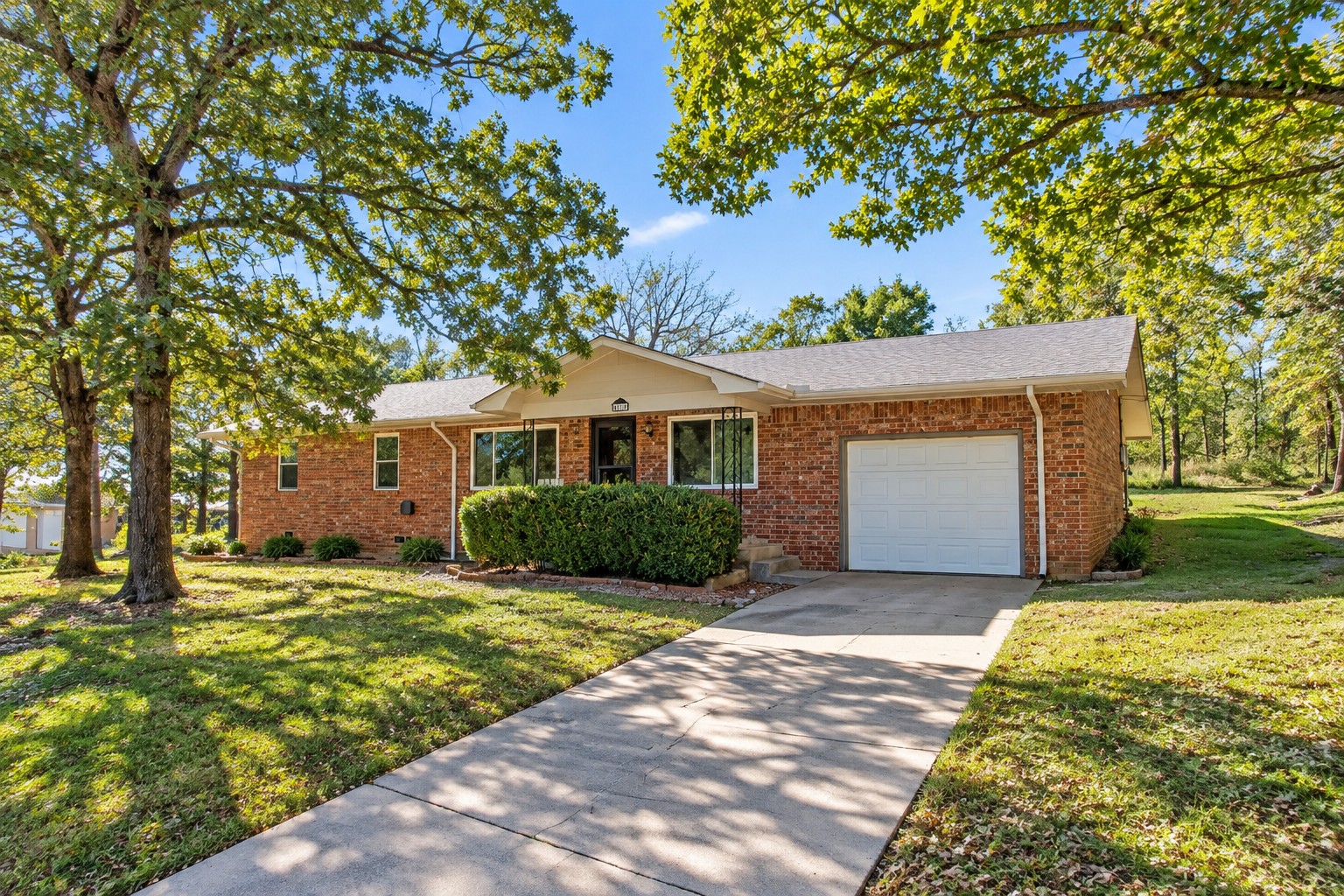 121 Gilbert Drive — photo