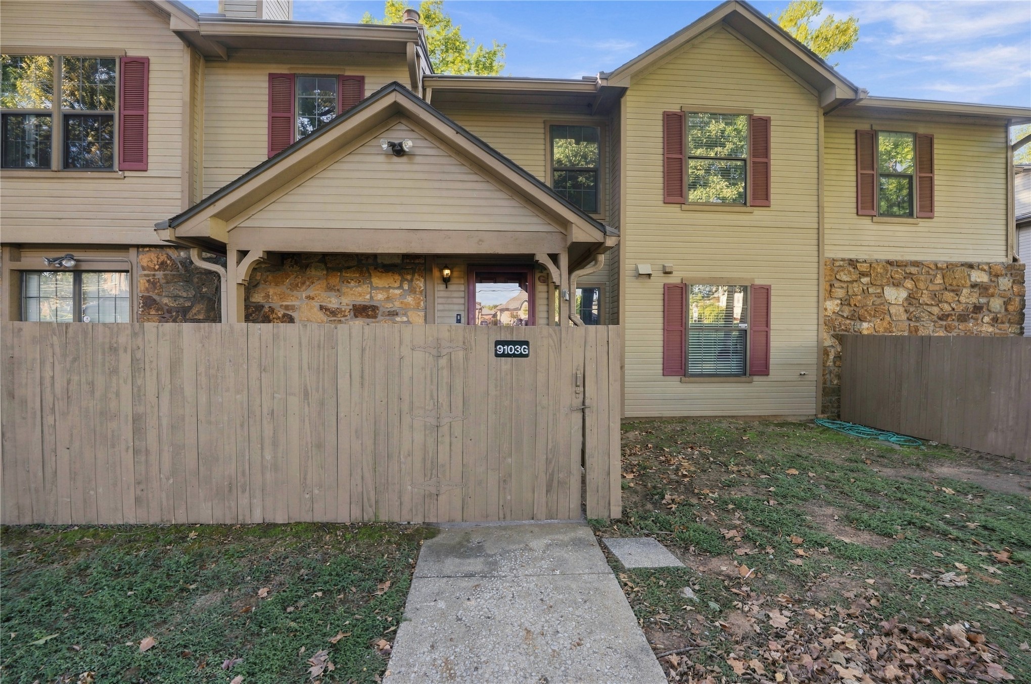 9103 S Urbana Avenue Unit 3G — photo