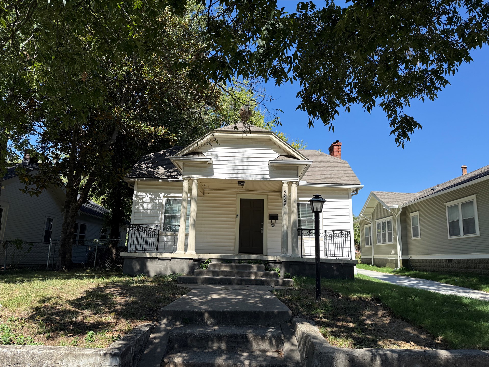 1869 E 17th Street — photo