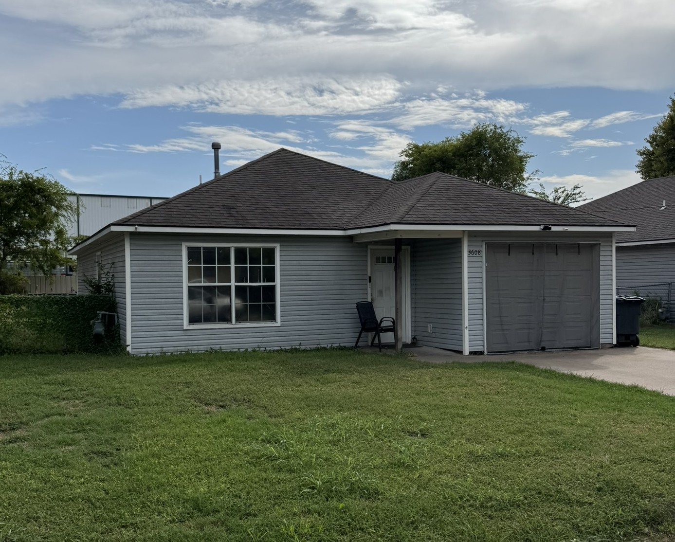 3608 W 4th Street — photo