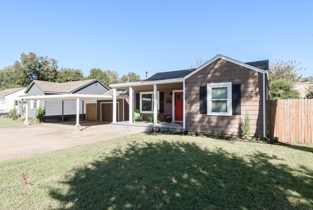 1123 E 38th Place — photo
