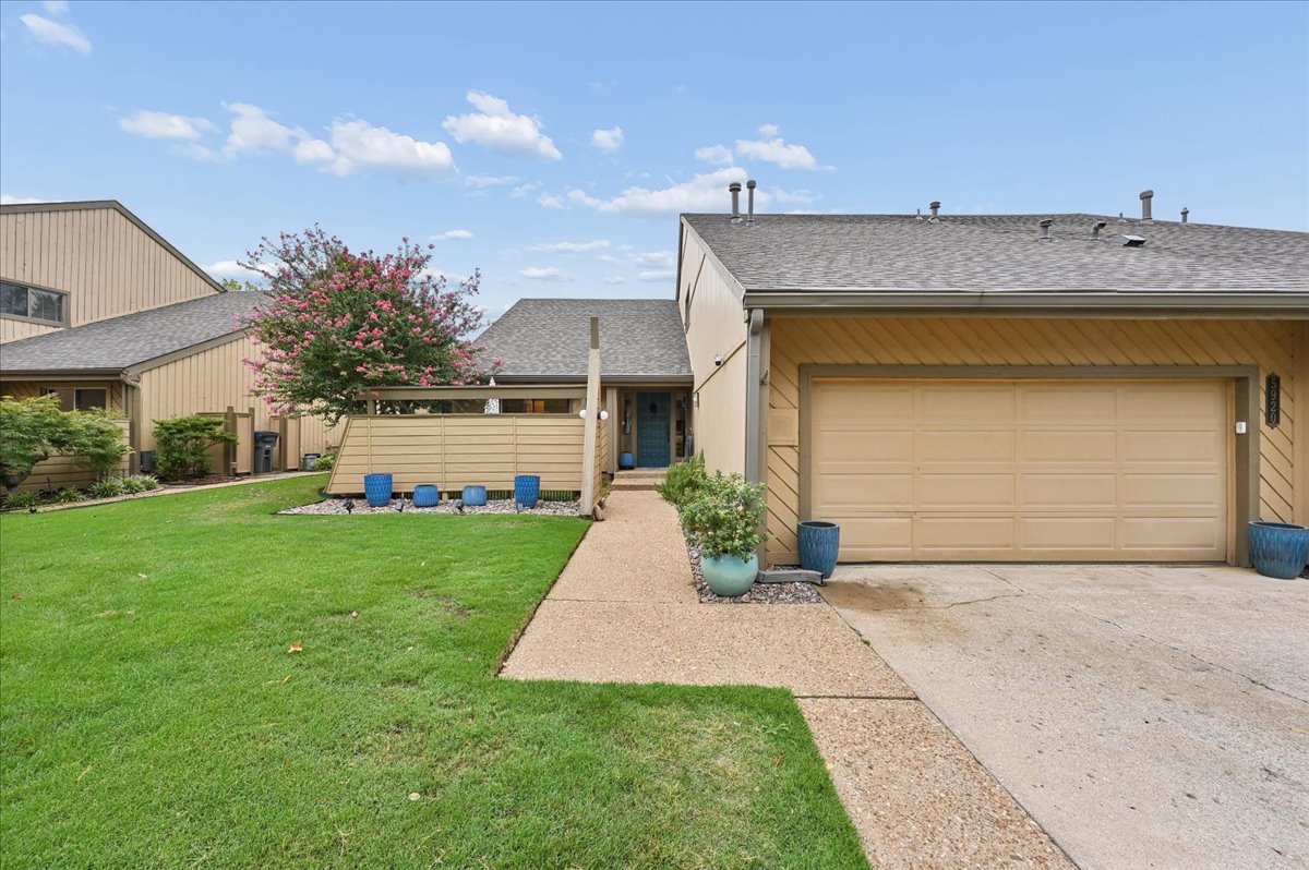 5920 S Atlanta Place Unit 1 — photo