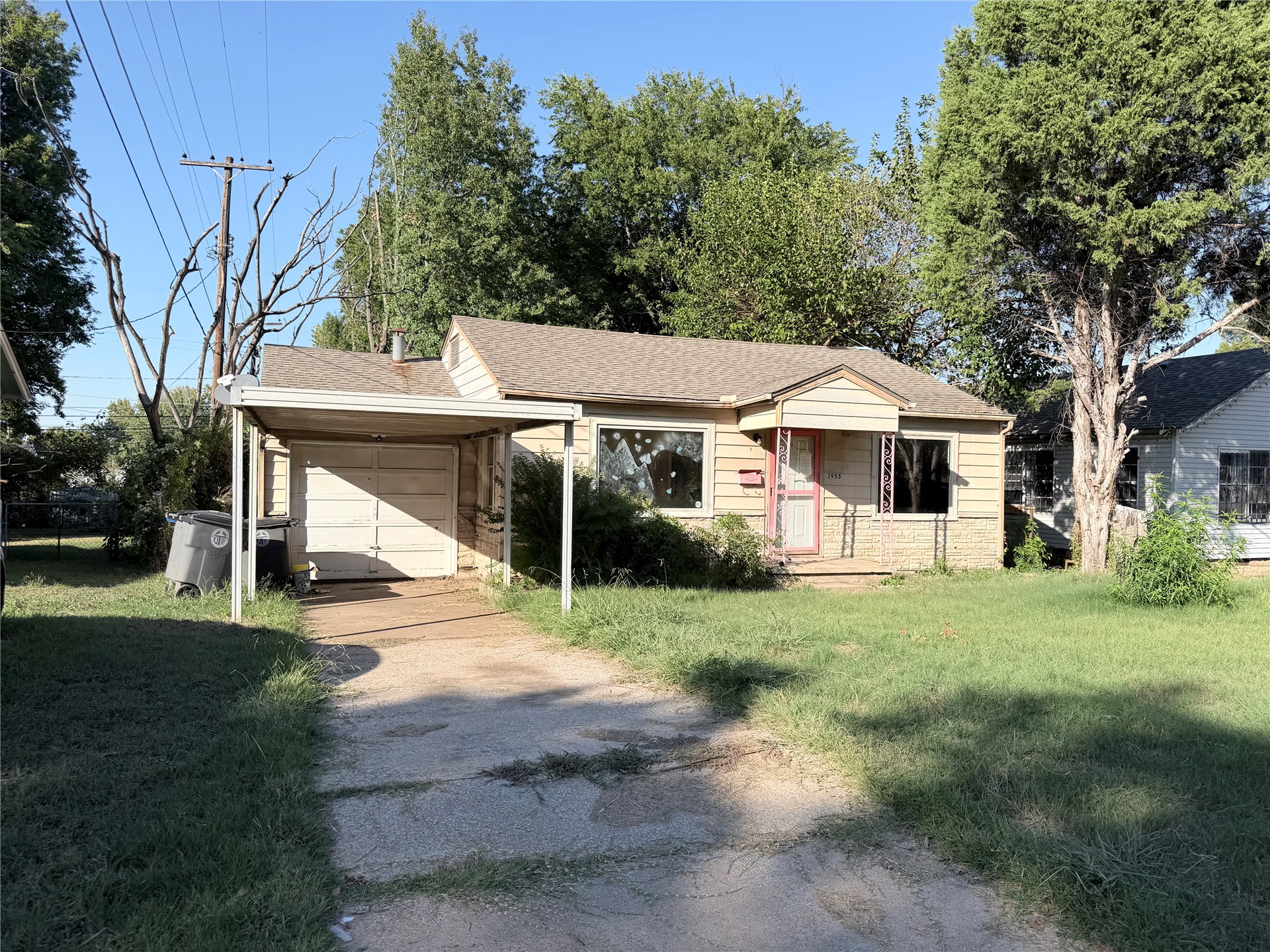 3955 E Admiral Court — photo