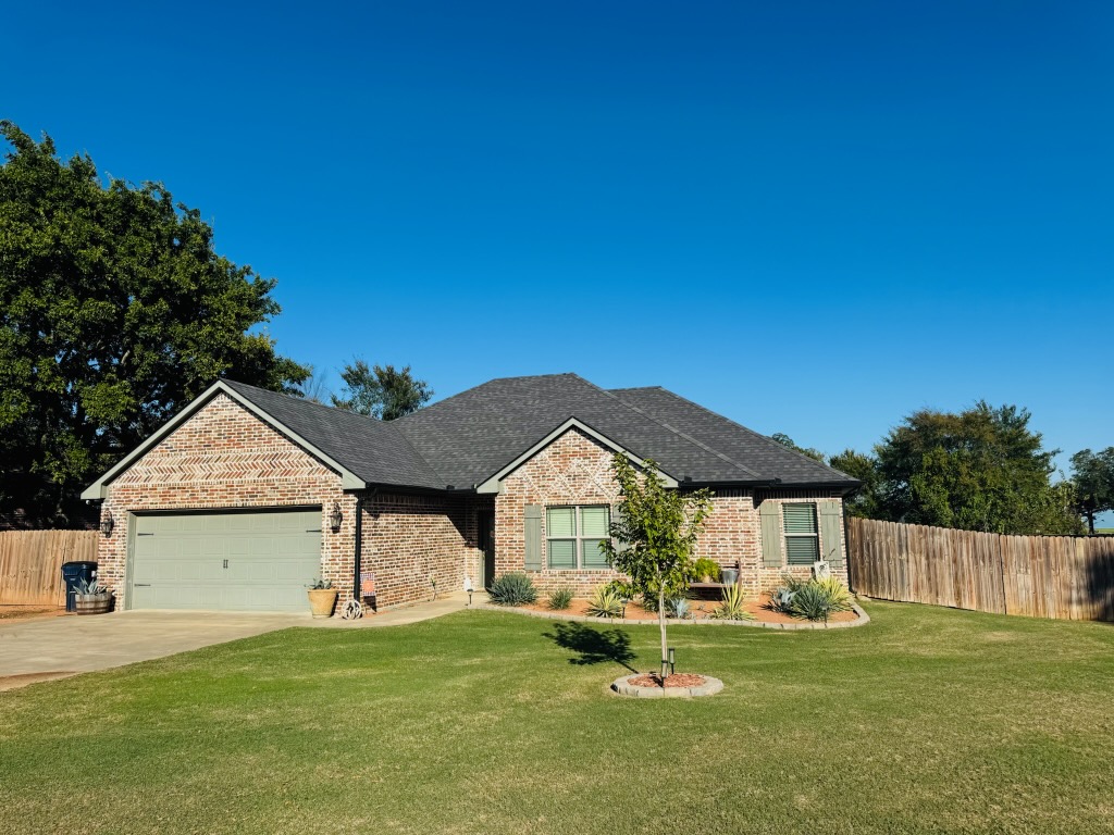 573 Edgewood Circle — photo