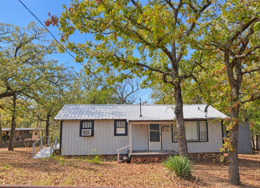 1397 Buds Point — photo