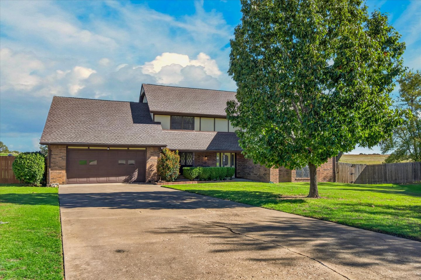 438 Chisholm Circle — photo