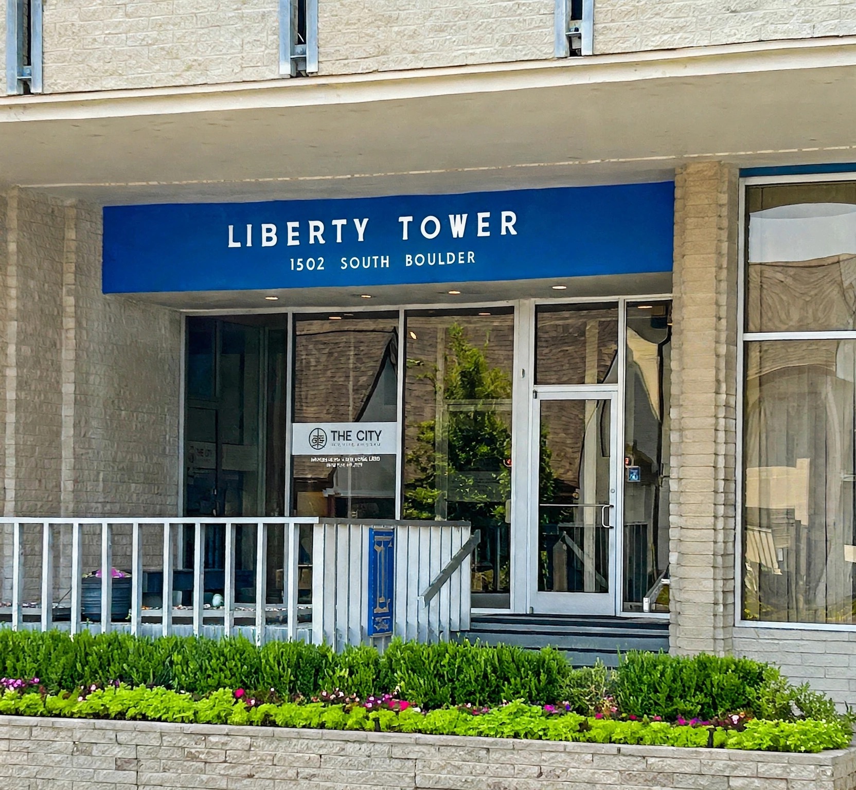 1502 S Boulder Avenue Unit 8K — photo