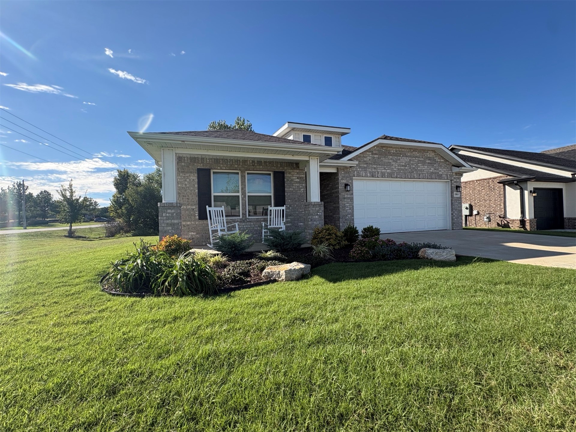 10314 S 20th Place E — photo