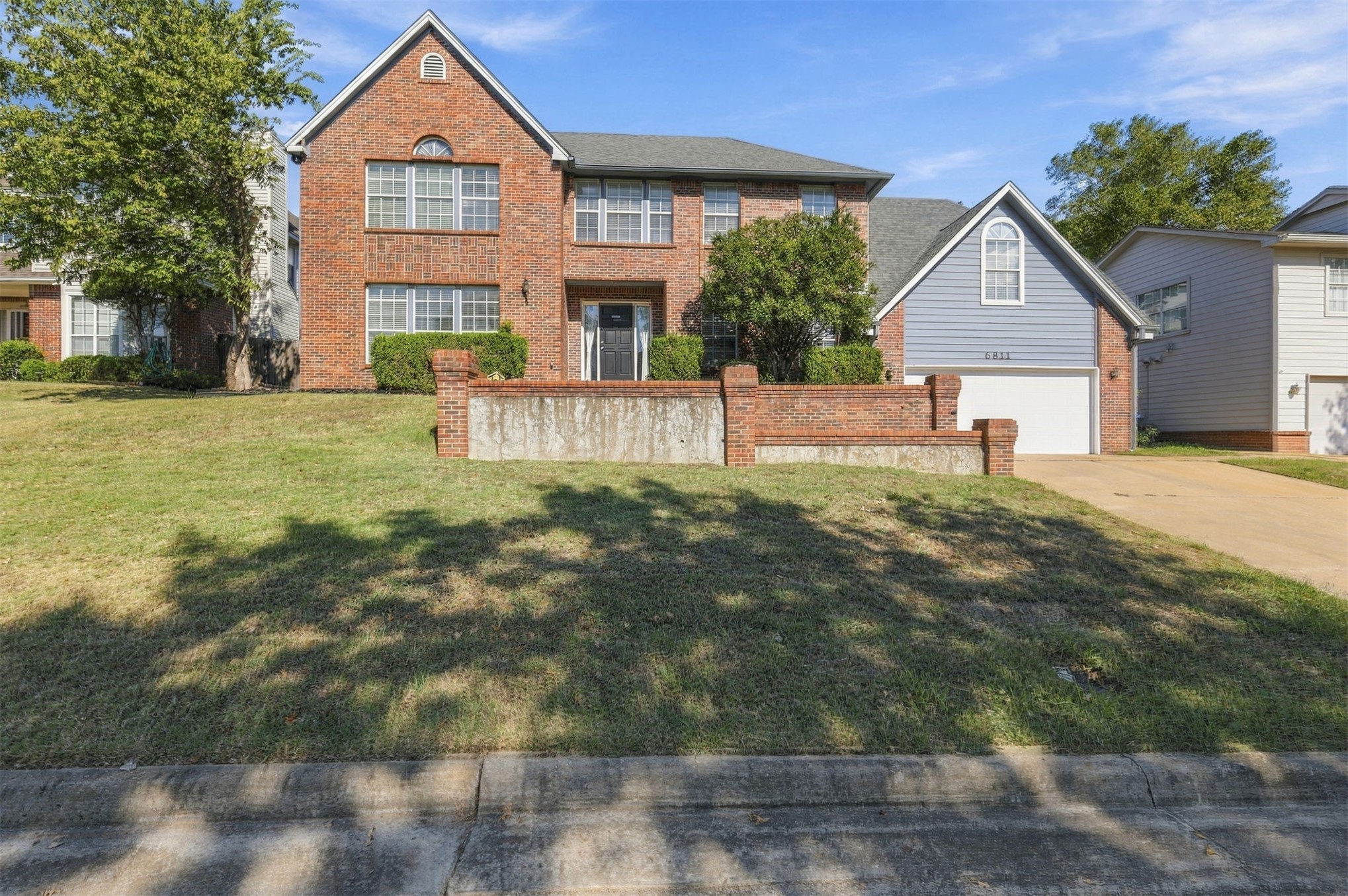 6811 E 65th Place — photo
