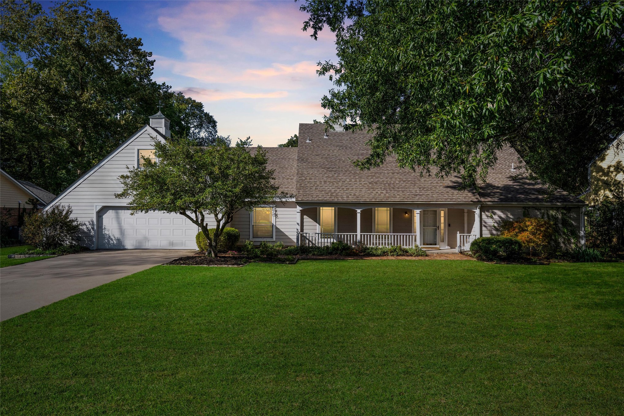 2318 Georgetown Drive — photo