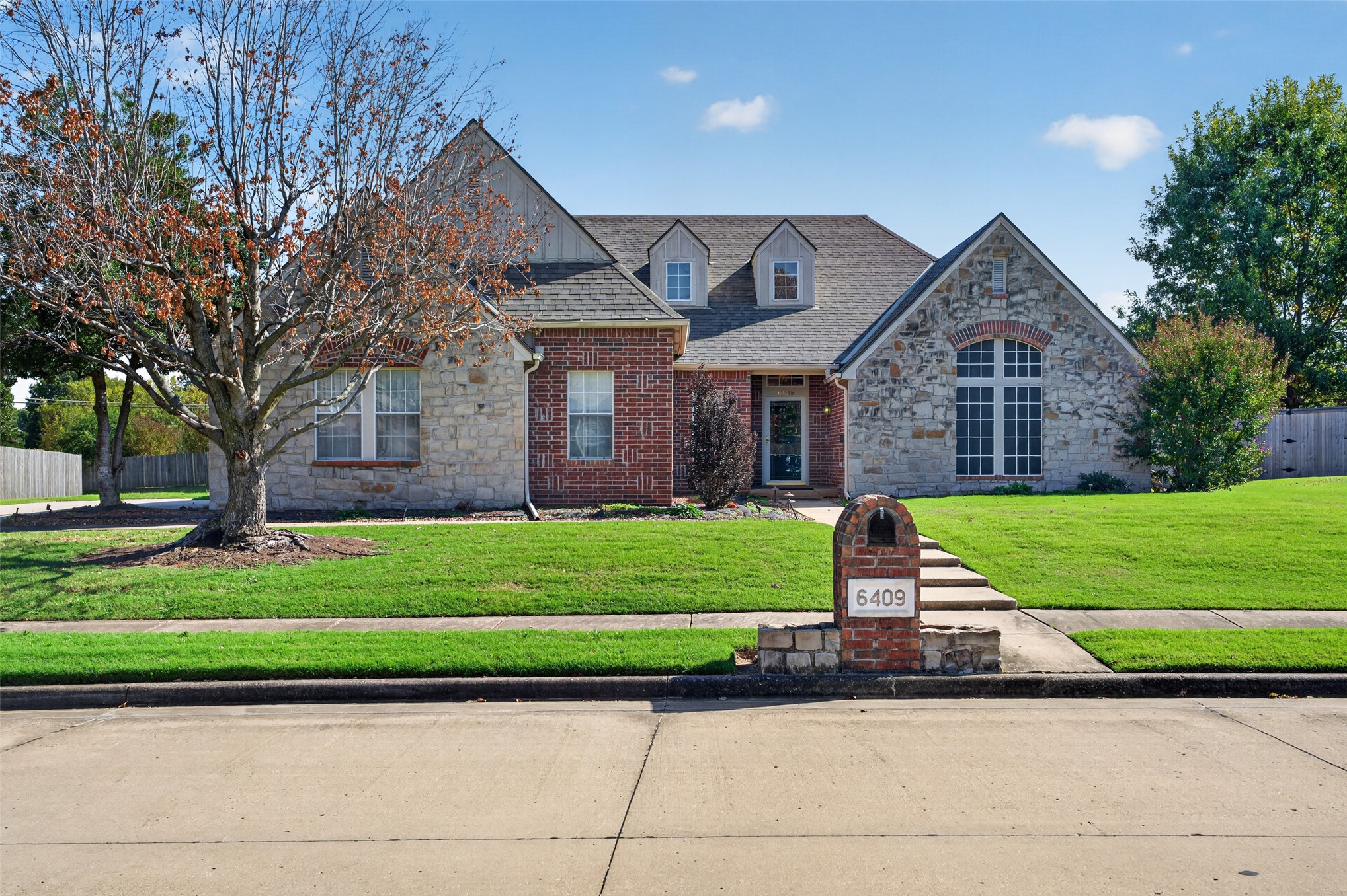 6409 E El Paso Place — photo