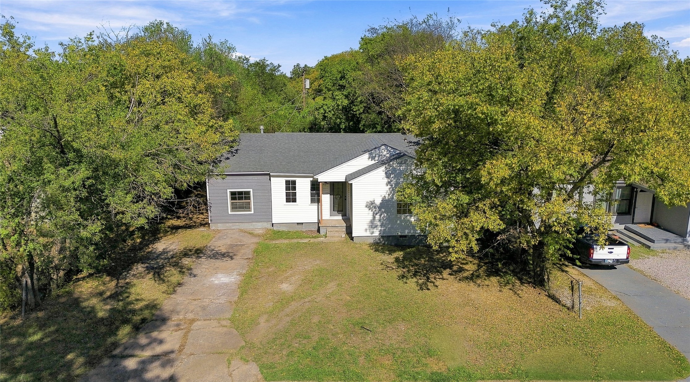 6907 E Marshall Place, Tulsa, OK 74115 — photo 2