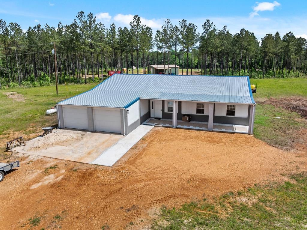 3285 Summit Drive — photo