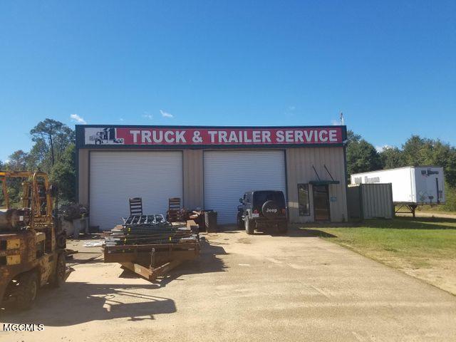 2707 Hwy 49 — photo