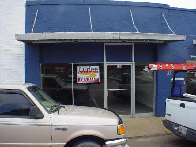 114 NW 1st Street — photo