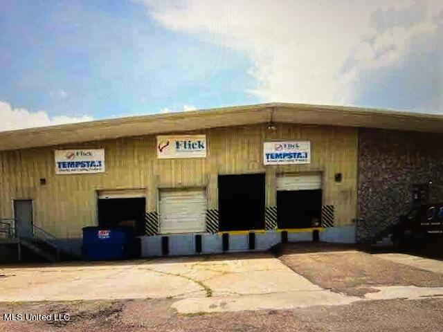 755 E Mcdowell Road, Jackson, MS 39204 — photo 2
