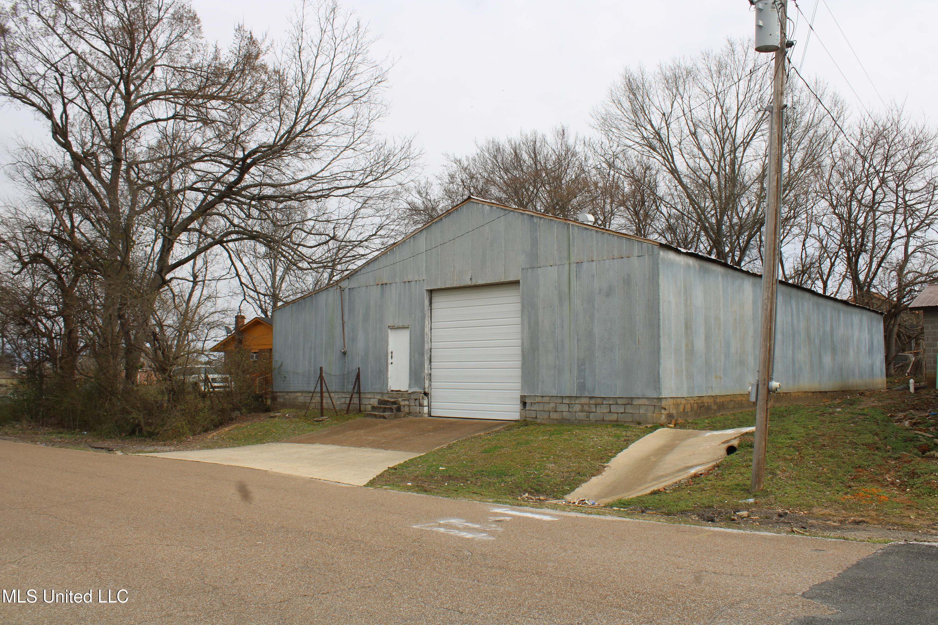 0 N Alderson Street — photo