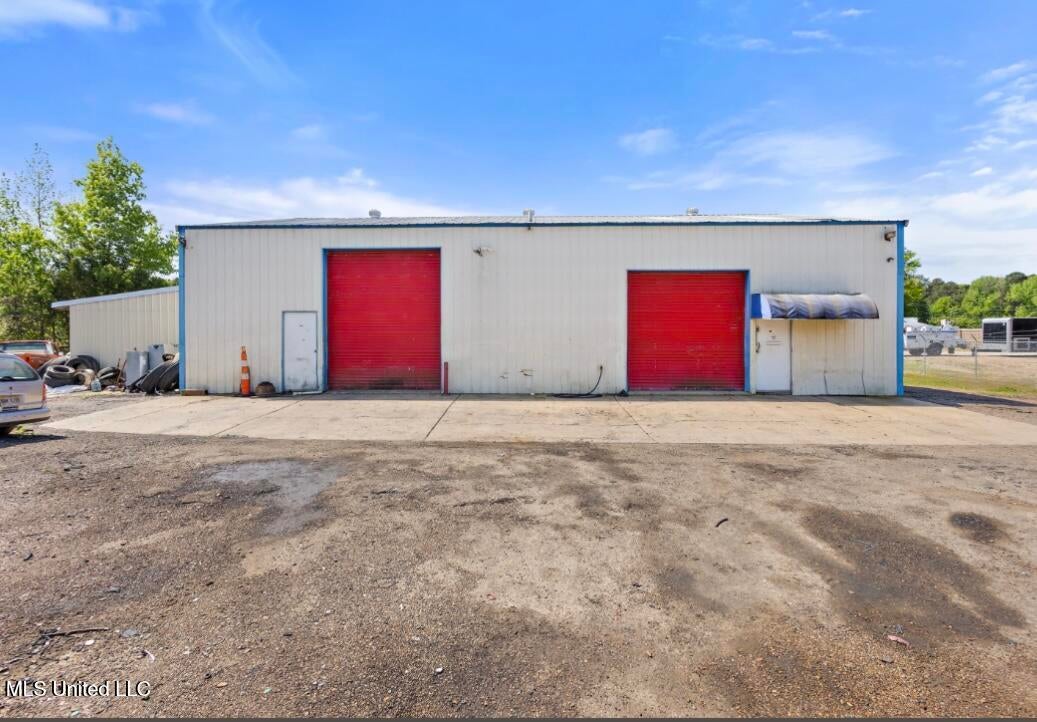 1210 Springridge Road — photo