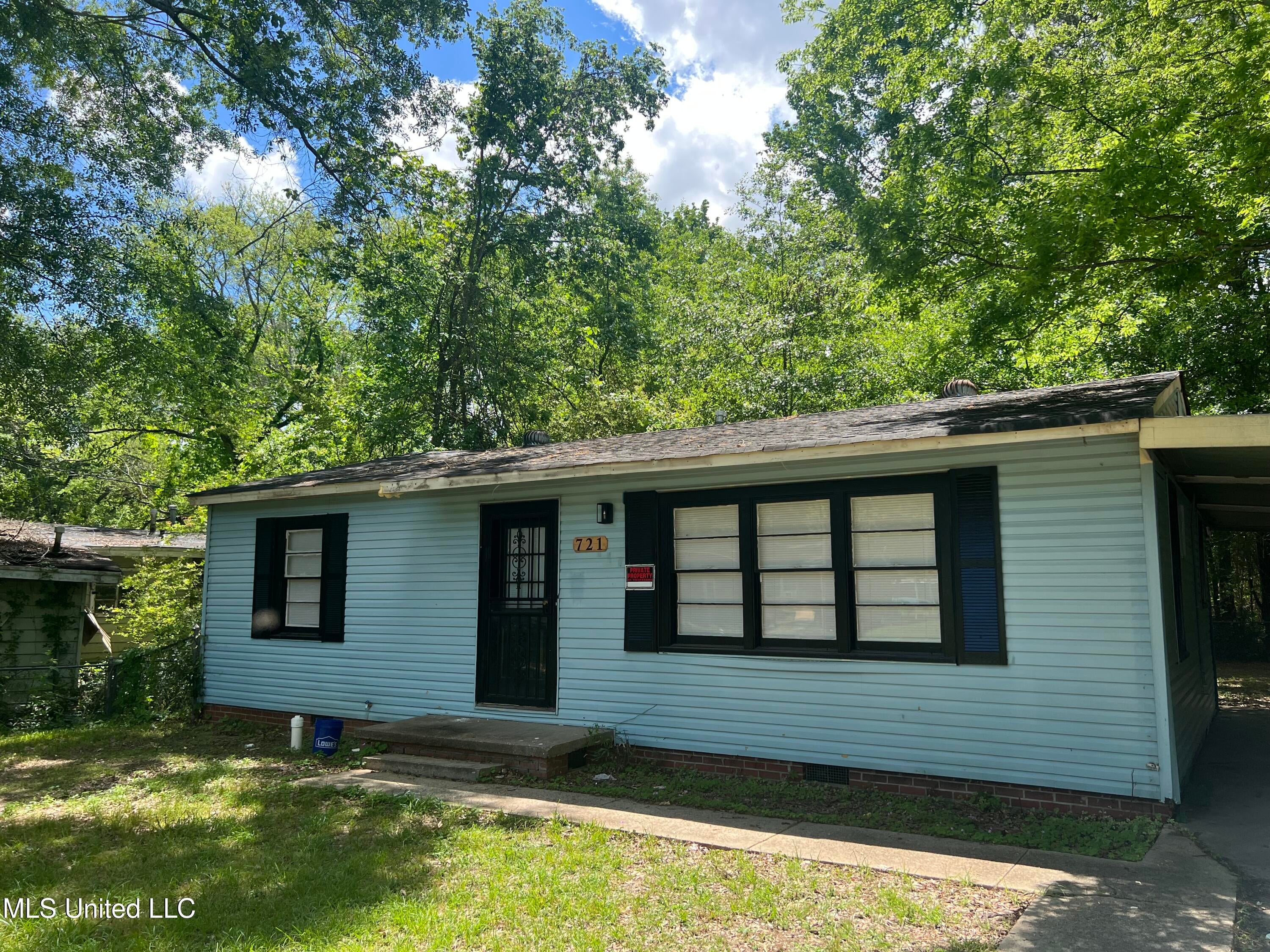 721 Glenmont Drive — photo