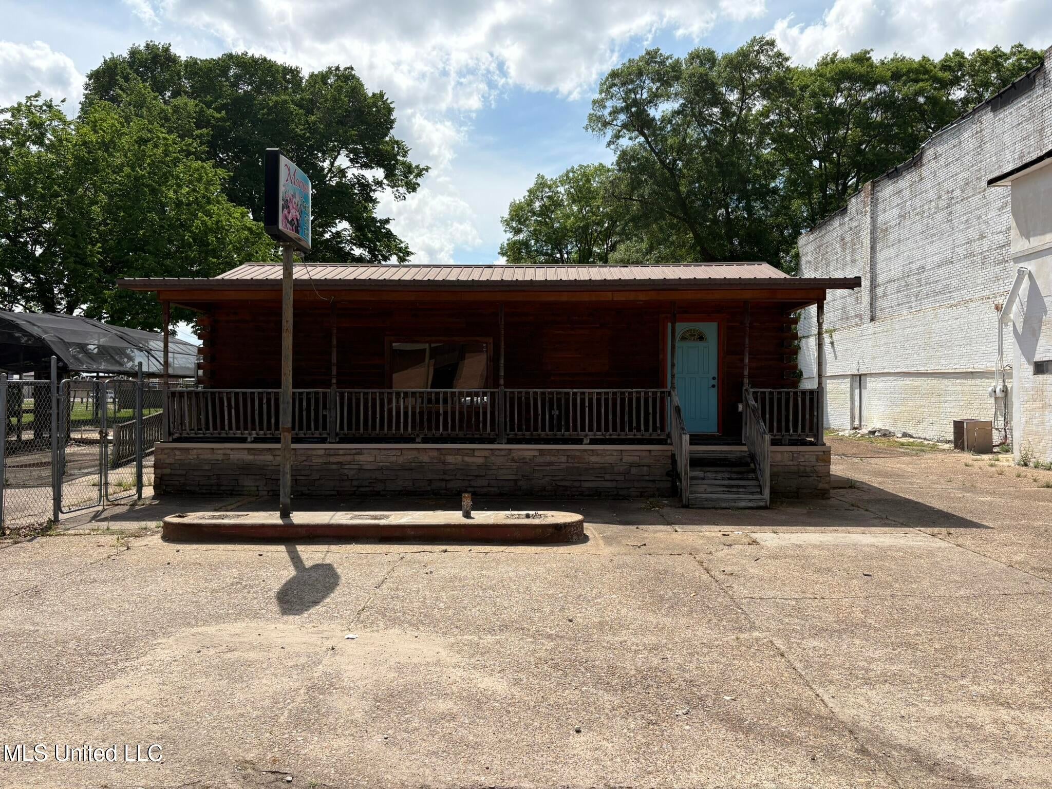 205 N Hayden Street — photo