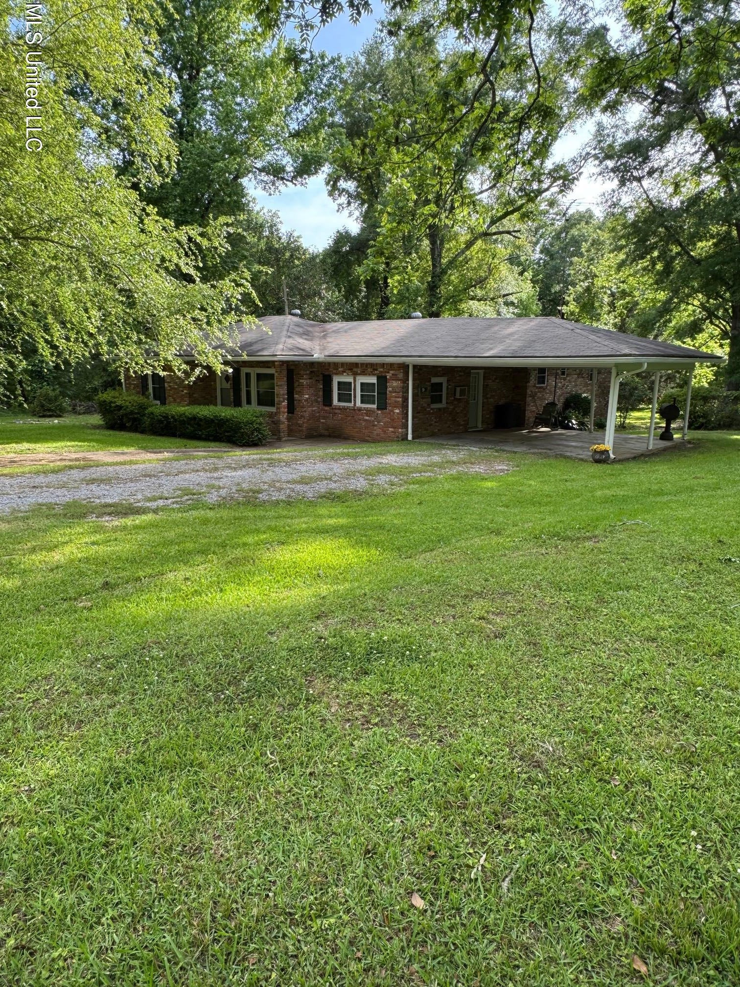 46 Mullins Road — photo