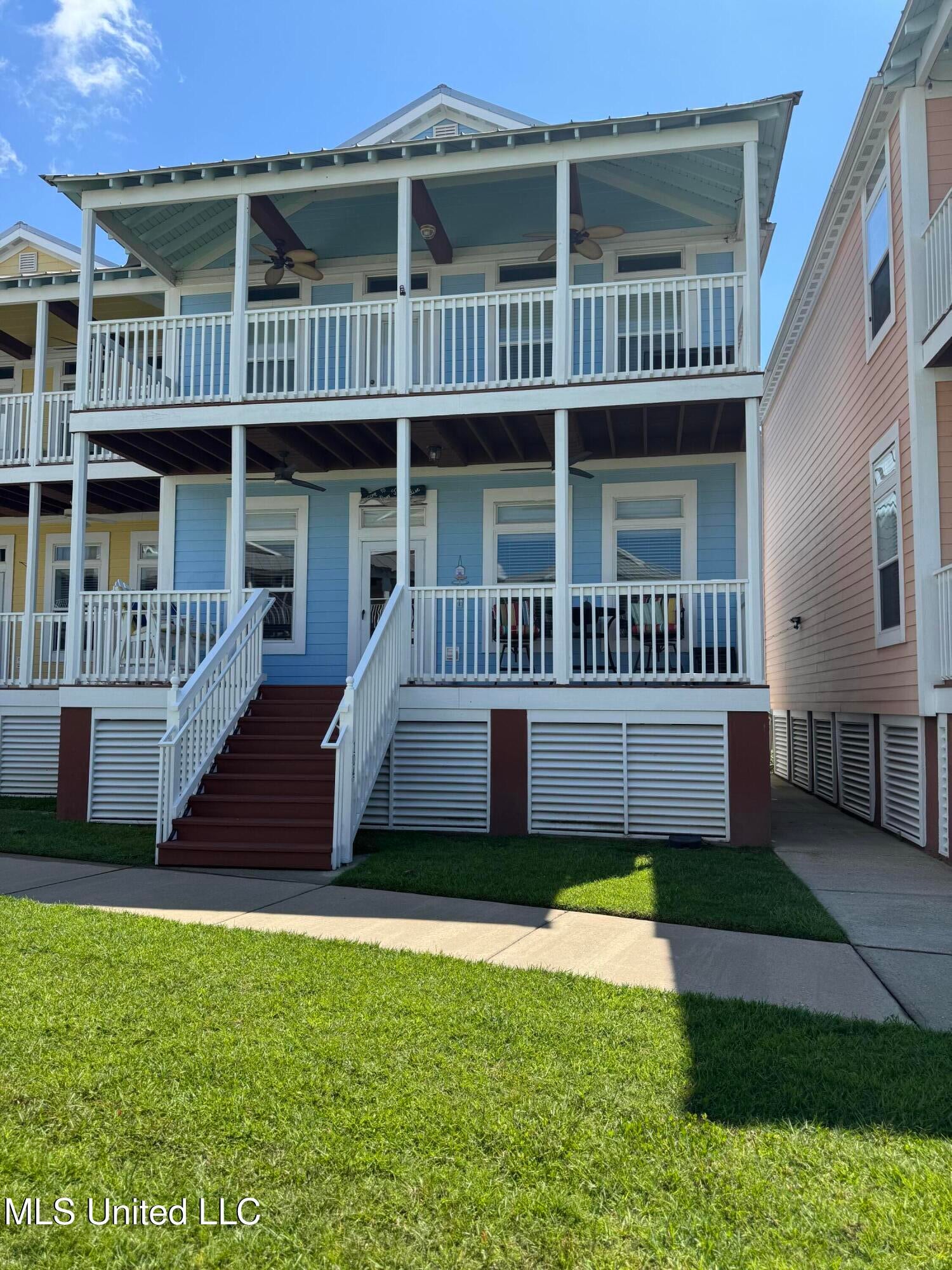 1515 E Beach Boulevard — photo