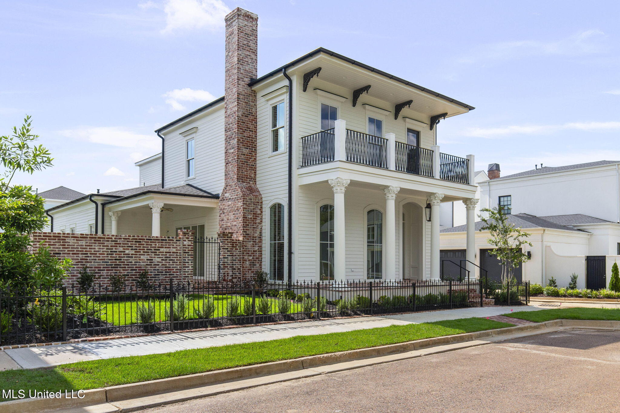 105 Prytania Street — photo