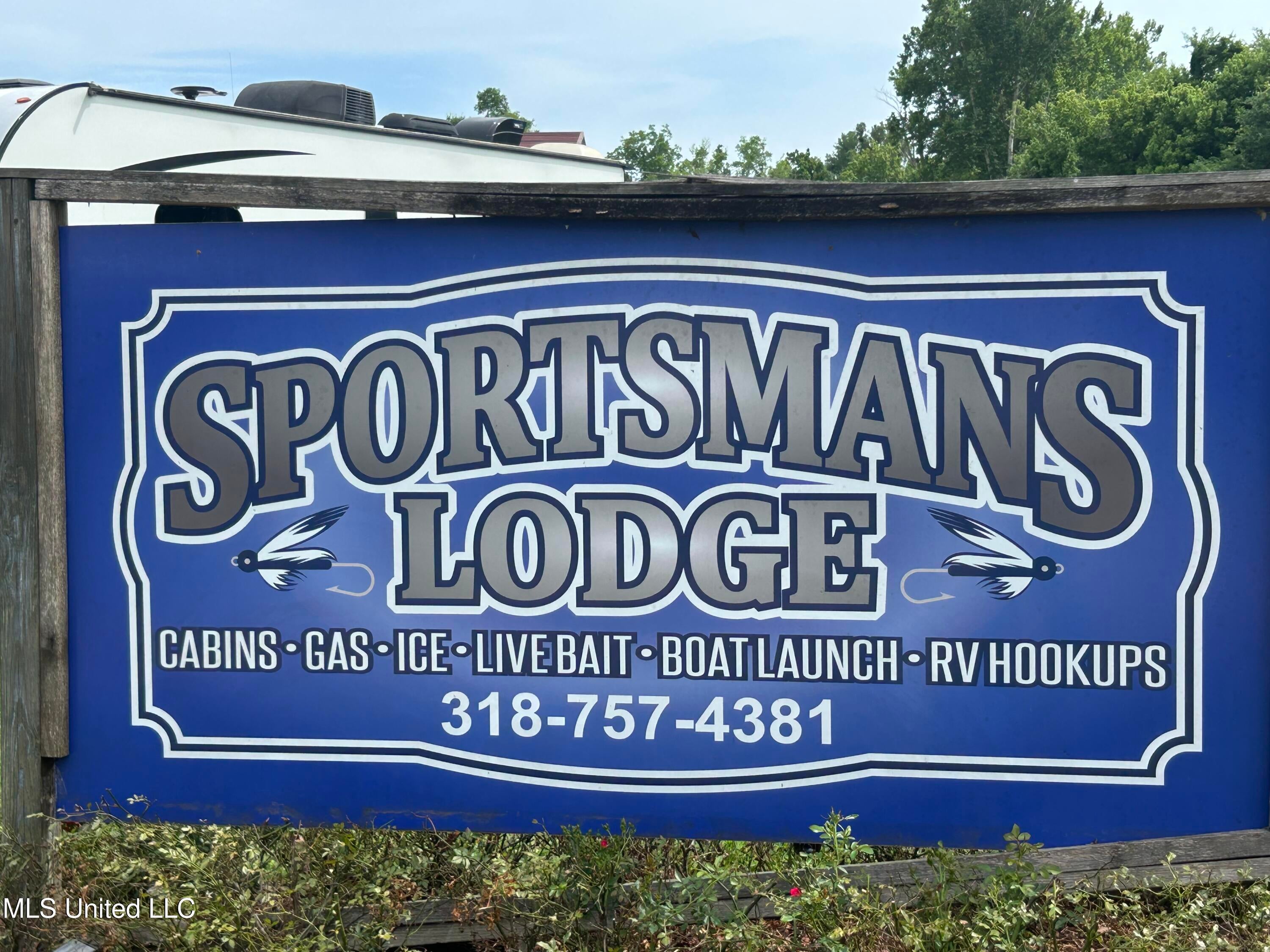 101 Sportsman Lane — photo