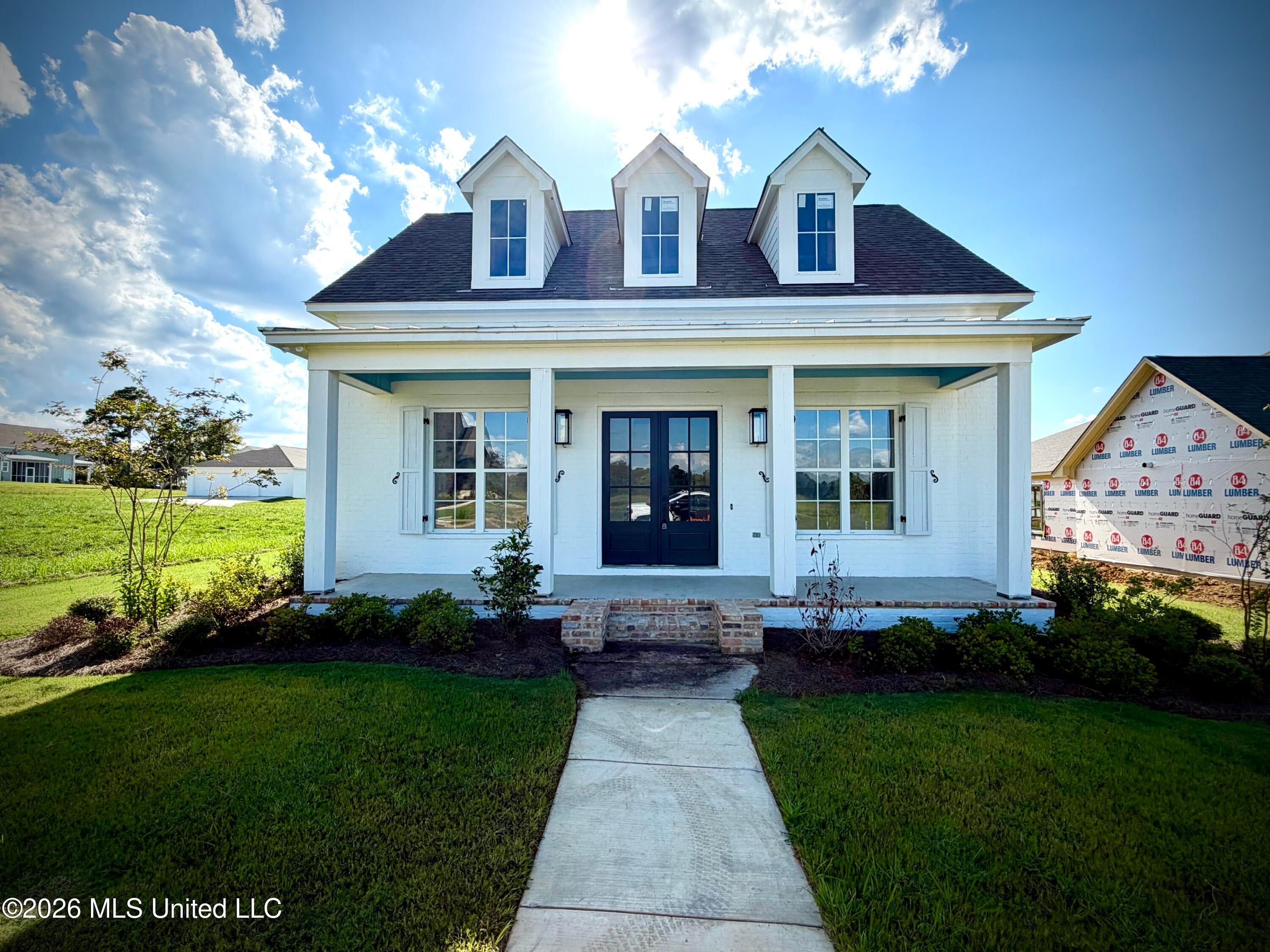 1013 Crepe Myrtle Drive — photo