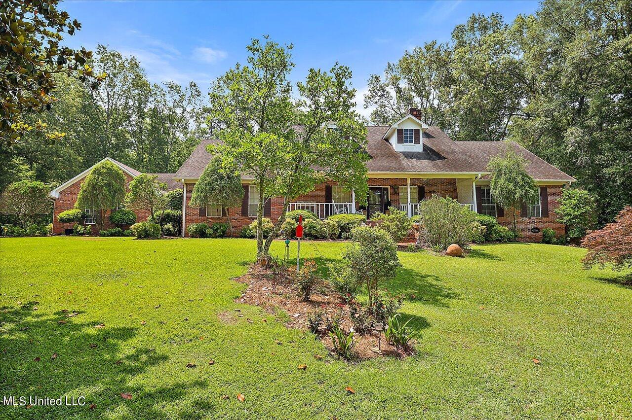1600 Pine Hill Drive — photo