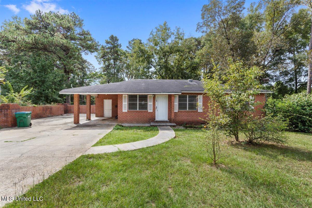 1104 Fairview Drive — photo