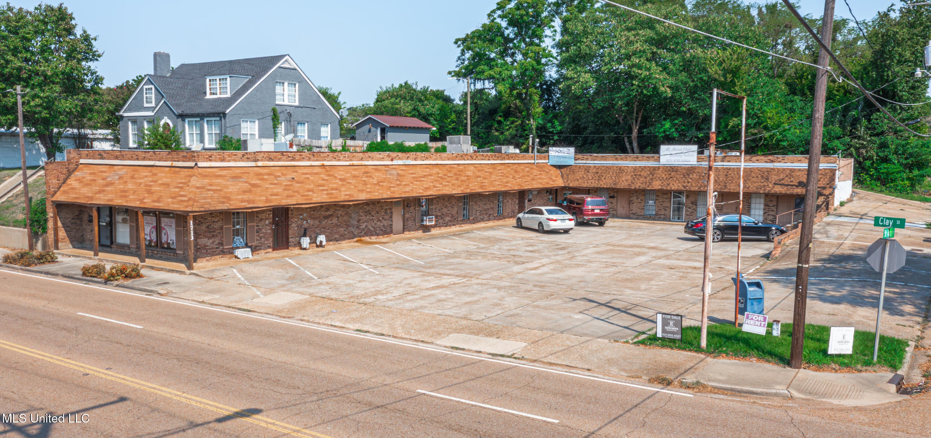 1713 Clay Street — photo