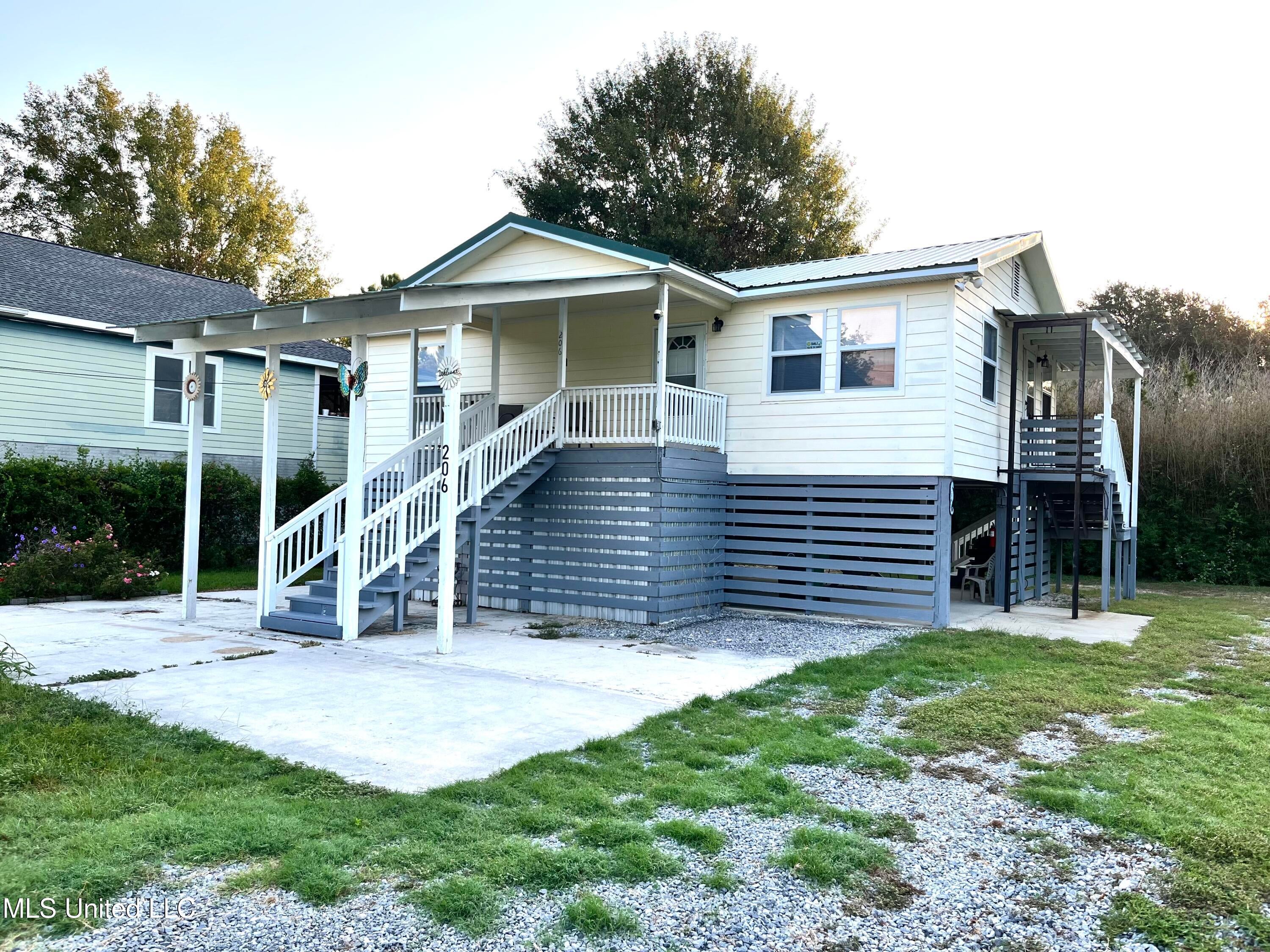 206 Gulf Drive — photo