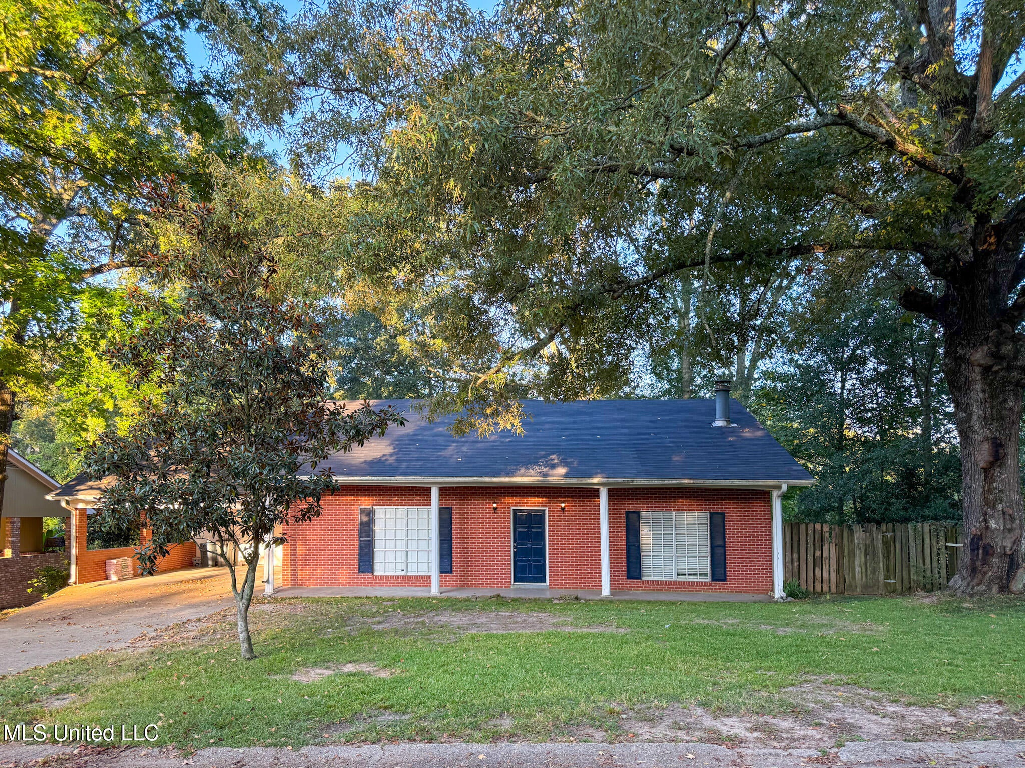 502 Faulkner Drive — photo