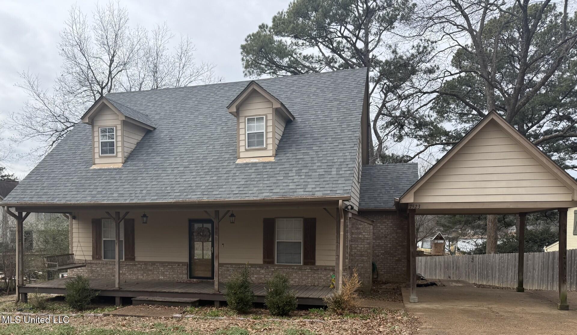 7523 Dogwood Lane — photo