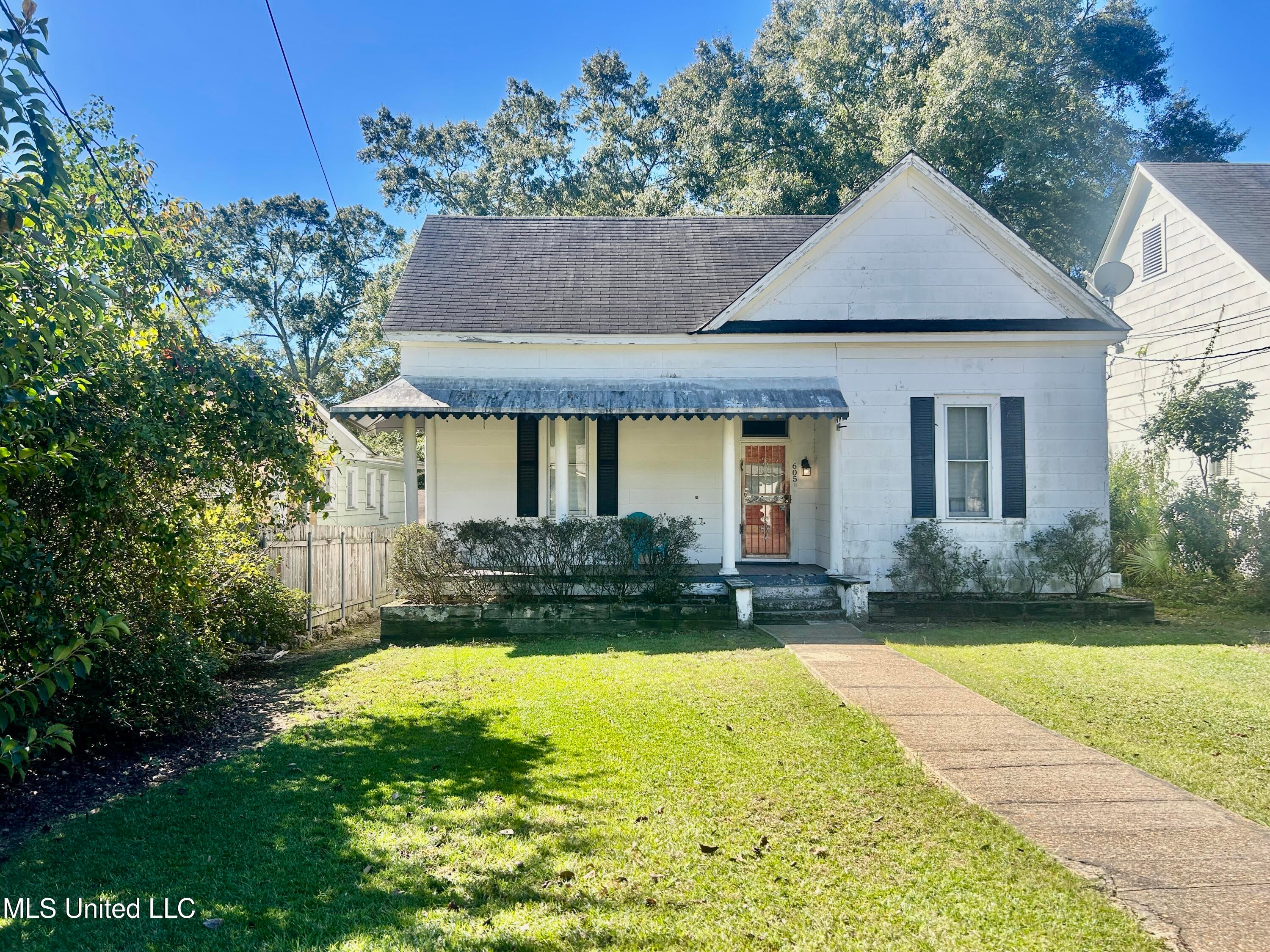 605 Virginia Avenue Avenue — photo