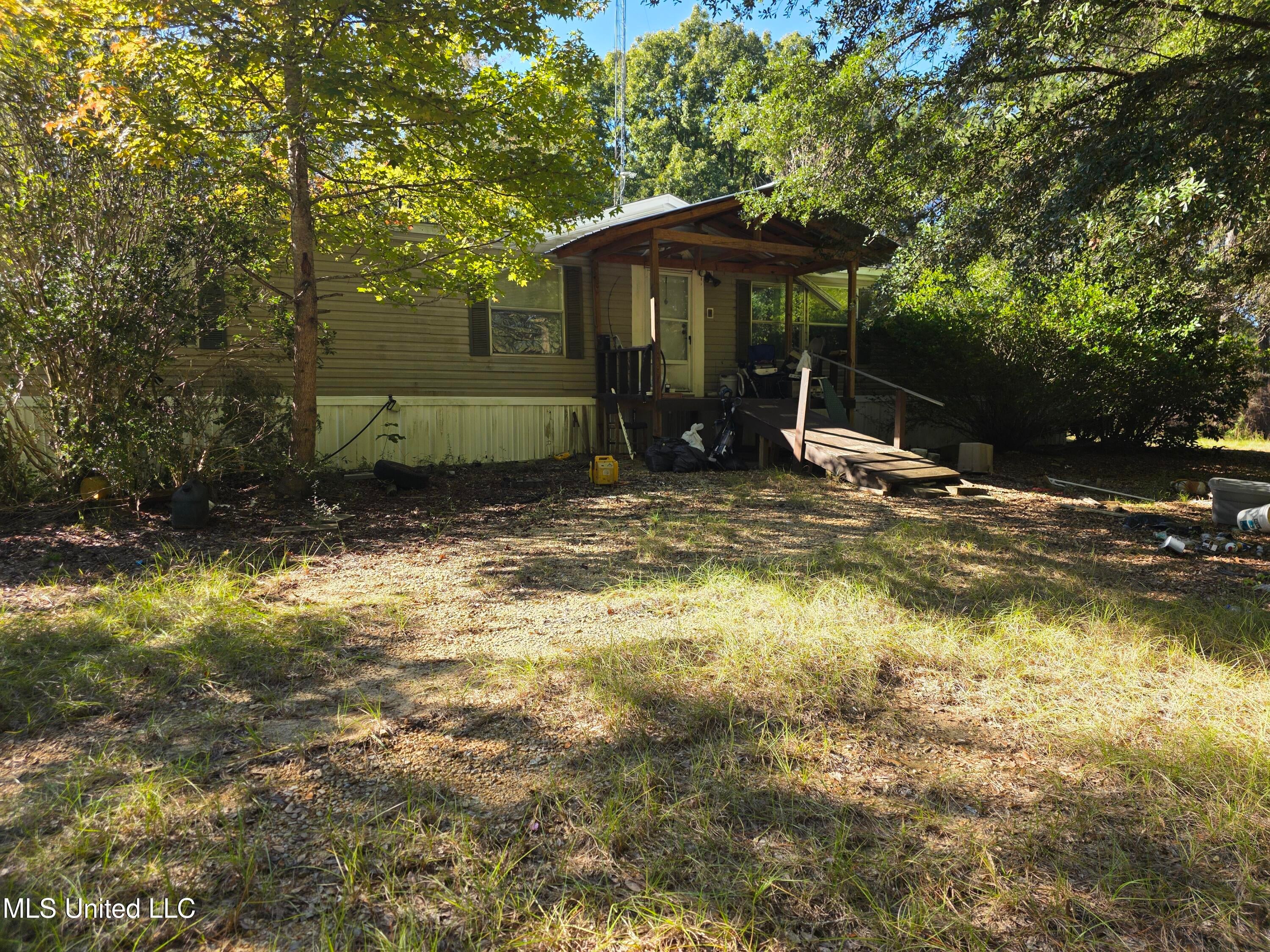 2862 Wallace Dr — photo