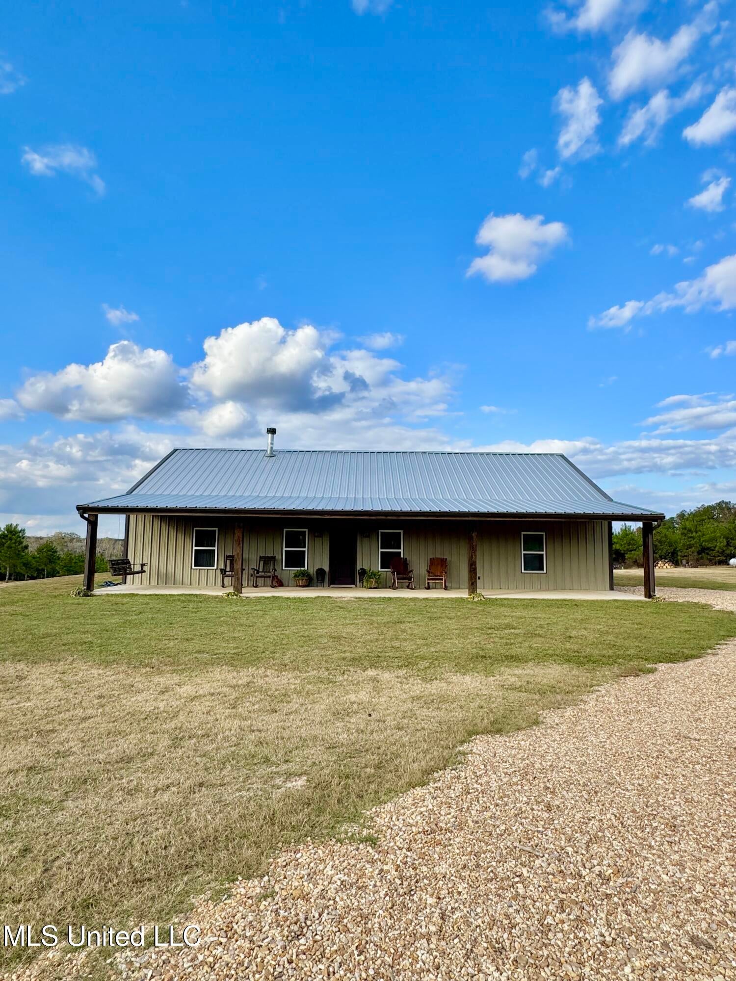 2285 P P Wilson Road — photo
