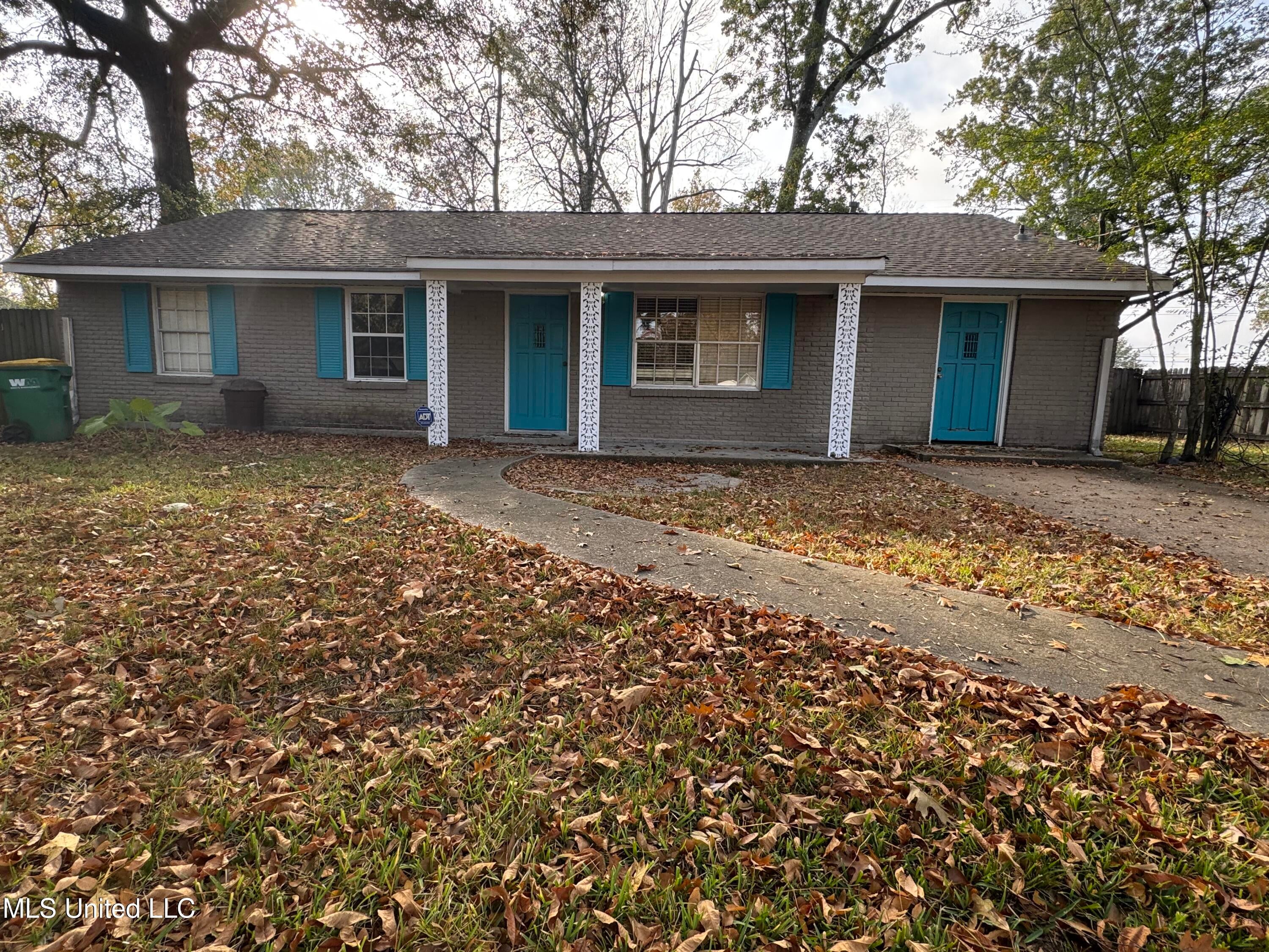 655 Ralde Circle — photo