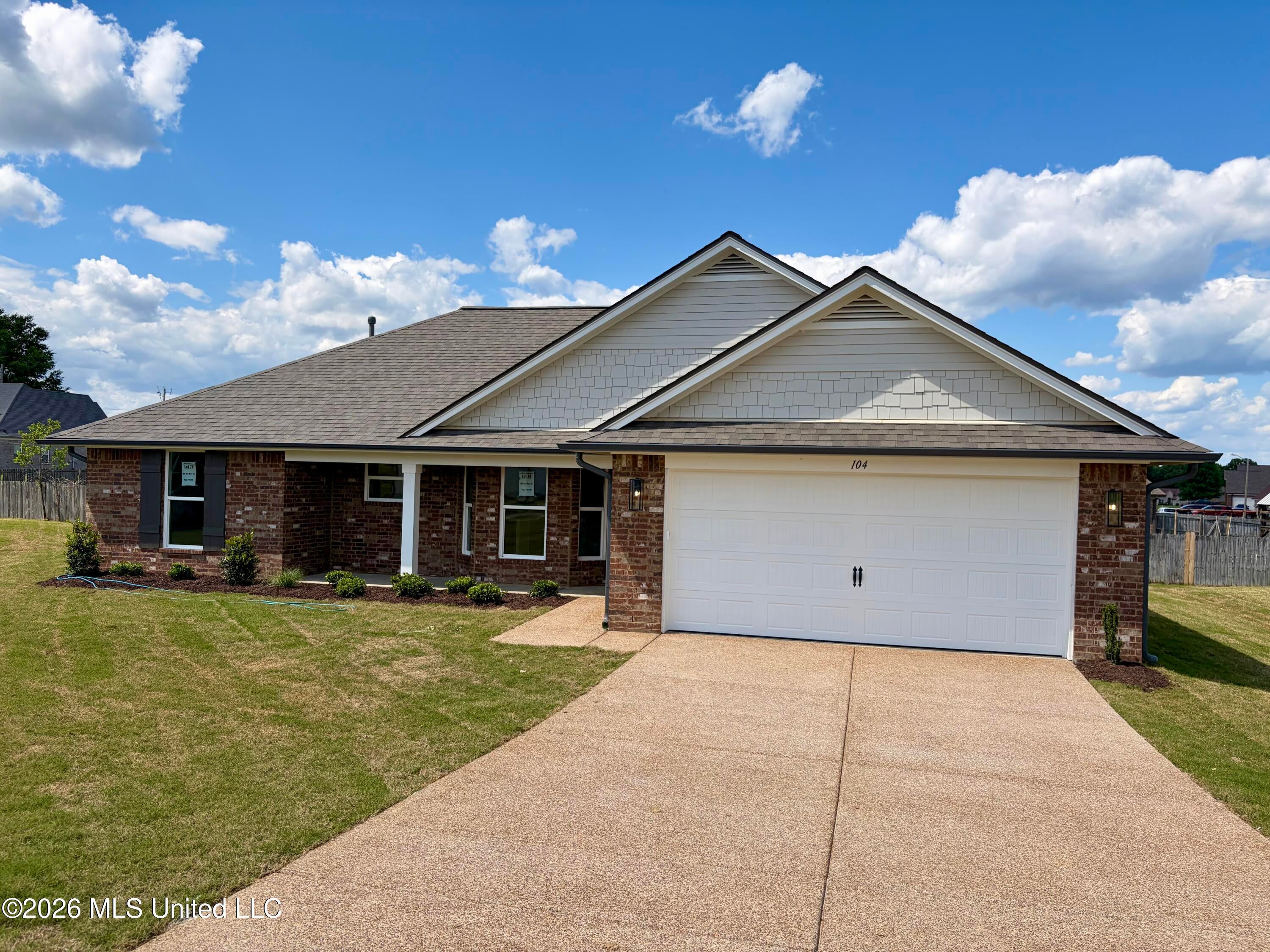 104 Red Bird Cove — photo